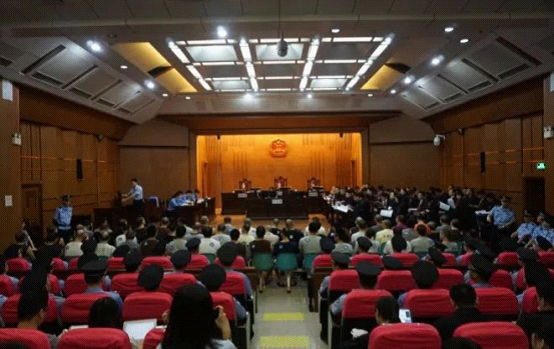 荔湾政法英模&bull;李国文1-1155.png
