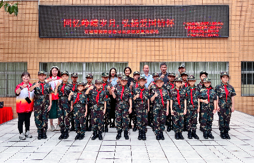 石围塘街活动大合照.jpg