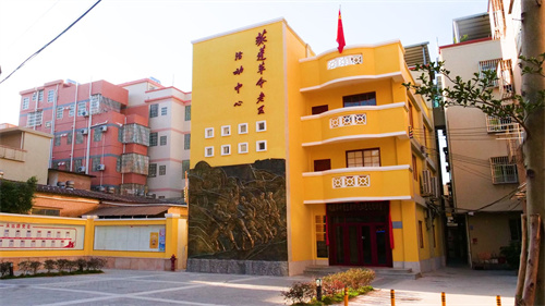威廉希尔中国
葵蓬凤革命老区旧址+葵蓬革命老区活动中心.jpg