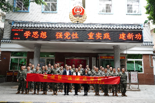 活动合照.JPG
