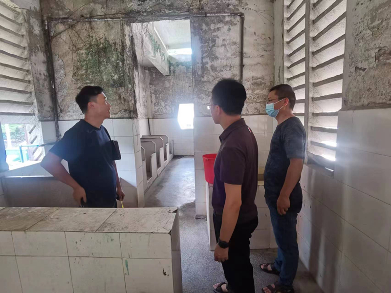 图2 相关部门现场调研.jpg