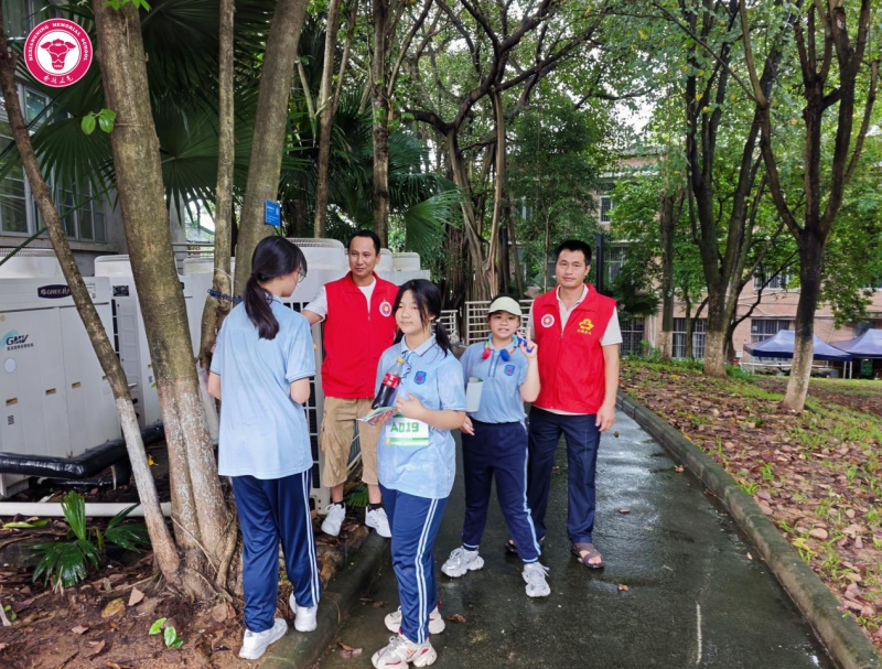 中南街：红色基因薪火传 定向越野展风采（组图5）.png