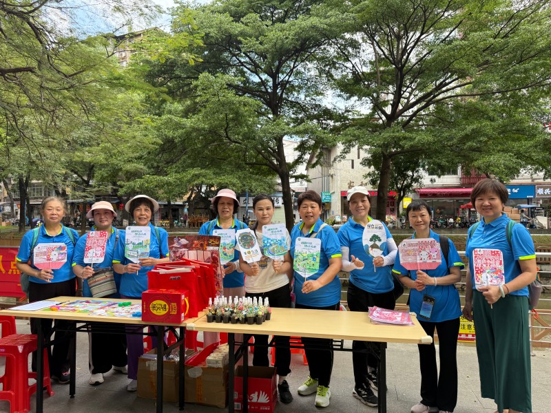 低碳生活手工扇展示.jpg