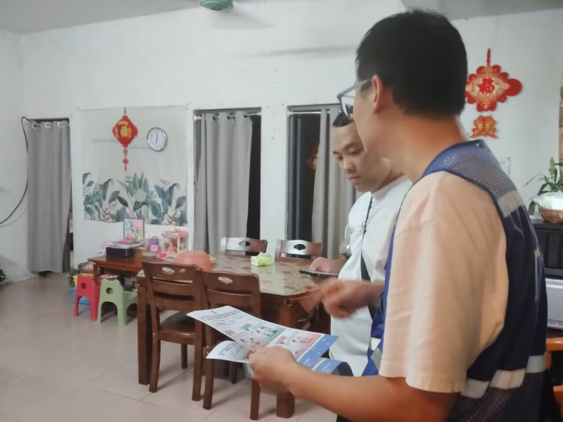 中南街：开展出租屋夜间清查专项行动（组图2）.png